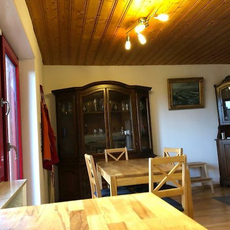Natuerlicher Holzkomfort Im Hessischen Kegelspiel Hünfeld Exterior foto